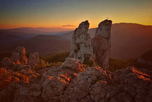 Pietrele Doamnei, Masivul Rarău