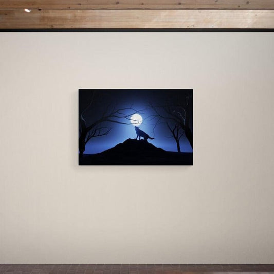 Tablou Canvas - Lup urland la luna - Cameradevis.ro Cameradevis.ro