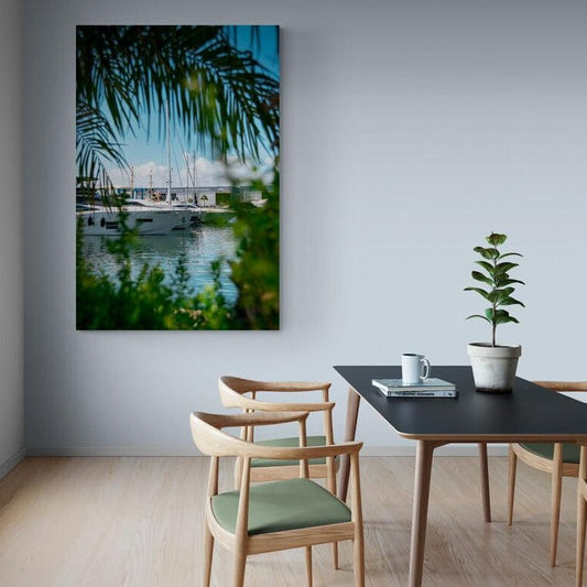 Tablou canvas romanesc - Hidden in plain sight - Cameradevis.ro