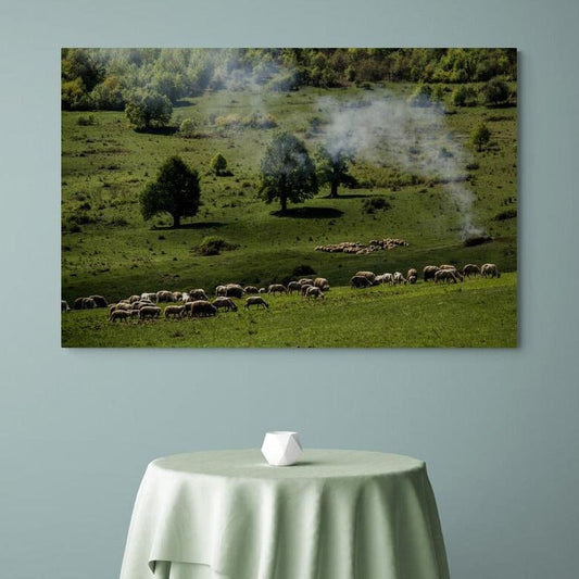 Tablou canvas romanesc - La păscut, Arcalia, jud. Bistrița-Năsăud - Cameradevis.ro Cameradevis.ro