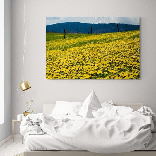 Tablou canvas romanesc - Lunca galbena - Cameradevis.ro Cameradevis.ro