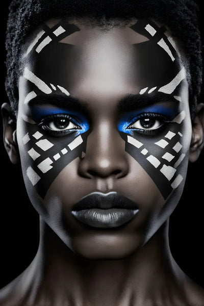 Tablou decorativ - Model tribal alb-negru si ochi albastri Afro 135