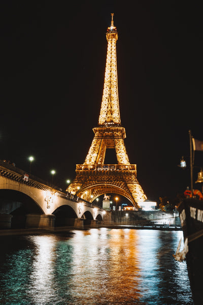 Tablou decorativ - Eleganta Turnului Eiffel