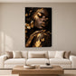Tablou decorativ - Fluture auriu pe umar pe perete, in camera - Zibo.ro
