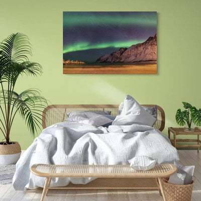 Tablou canvas - Aurora boreala pe munte